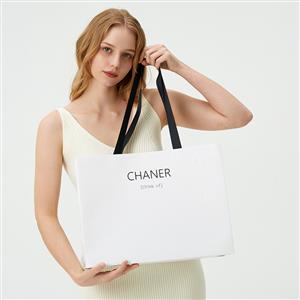 Paper shopping bags